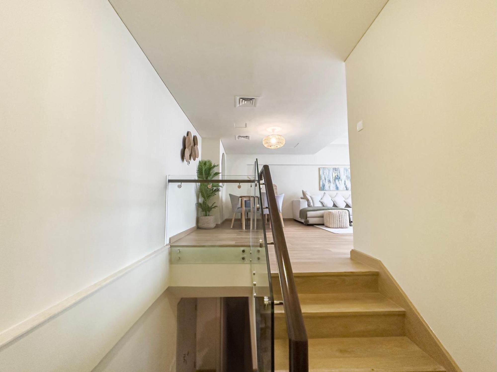 Apartment Pacific, Al Marjan *